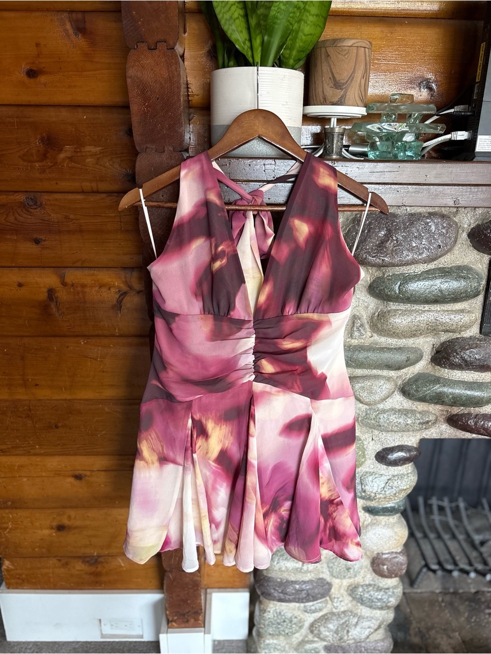 Dynamite Floral Halter Mini Dress M Pink Ruched Wedding Guest Party Dress - Picture 2 of 10